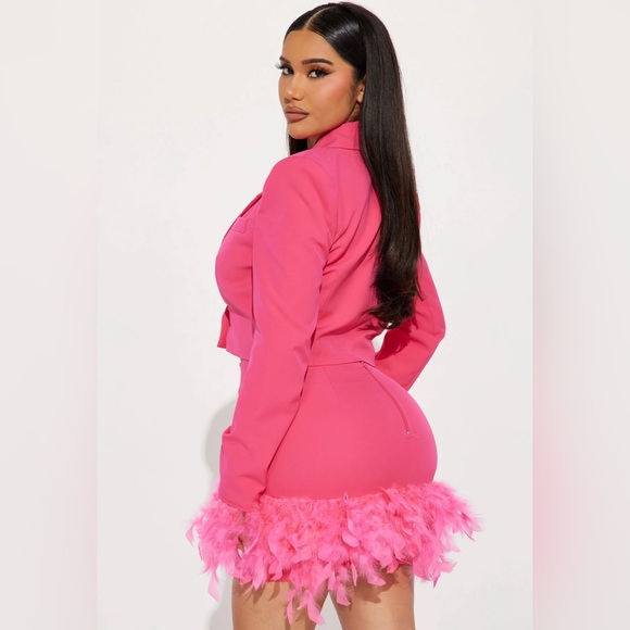 Girl Boss Feather Skirt Set - Pink - Picture 2 of 2